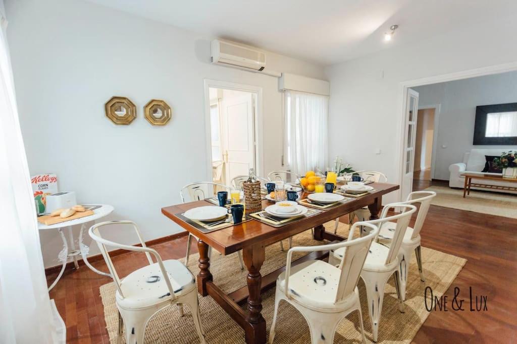 O&L Aire - Spacious And Bright Apartment In The Heart Of Севілья Екстер'єр фото