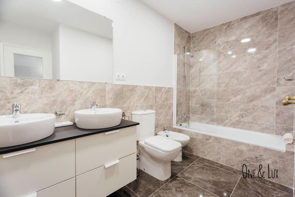 O&L Aire - Spacious And Bright Apartment In The Heart Of Севілья Екстер'єр фото