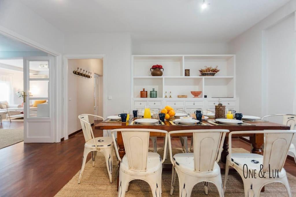 O&L Aire - Spacious And Bright Apartment In The Heart Of Севілья Екстер'єр фото