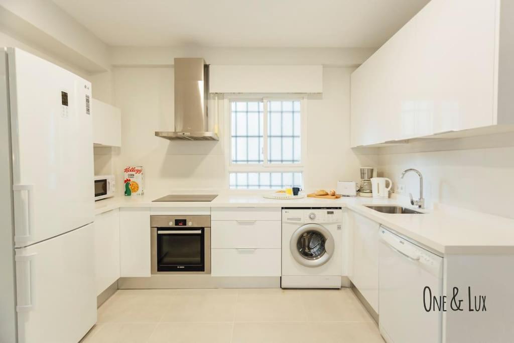 O&L Aire - Spacious And Bright Apartment In The Heart Of Севілья Екстер'єр фото